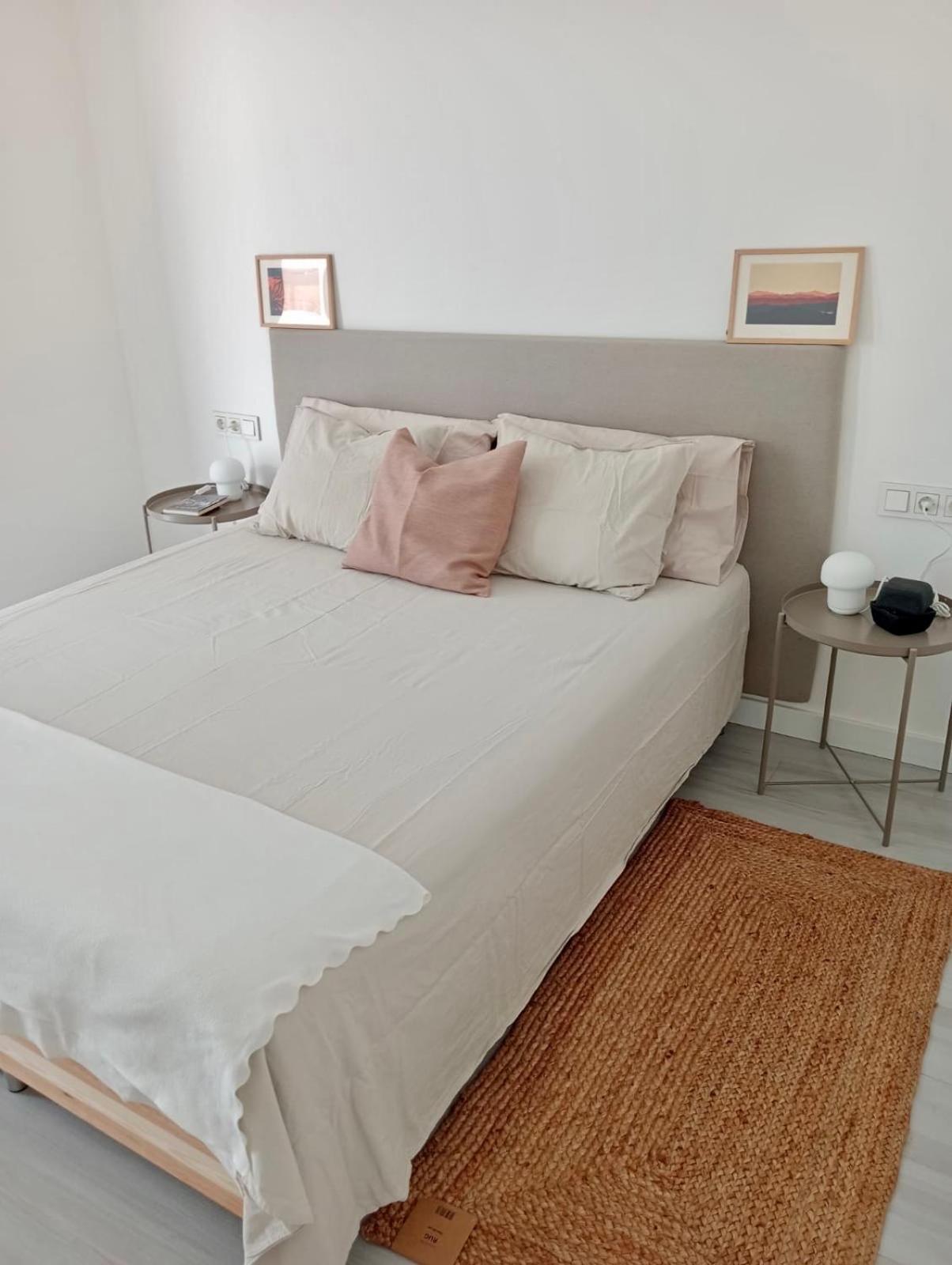 Aulaga Apartment Villaverde  Ngoại thất bức ảnh