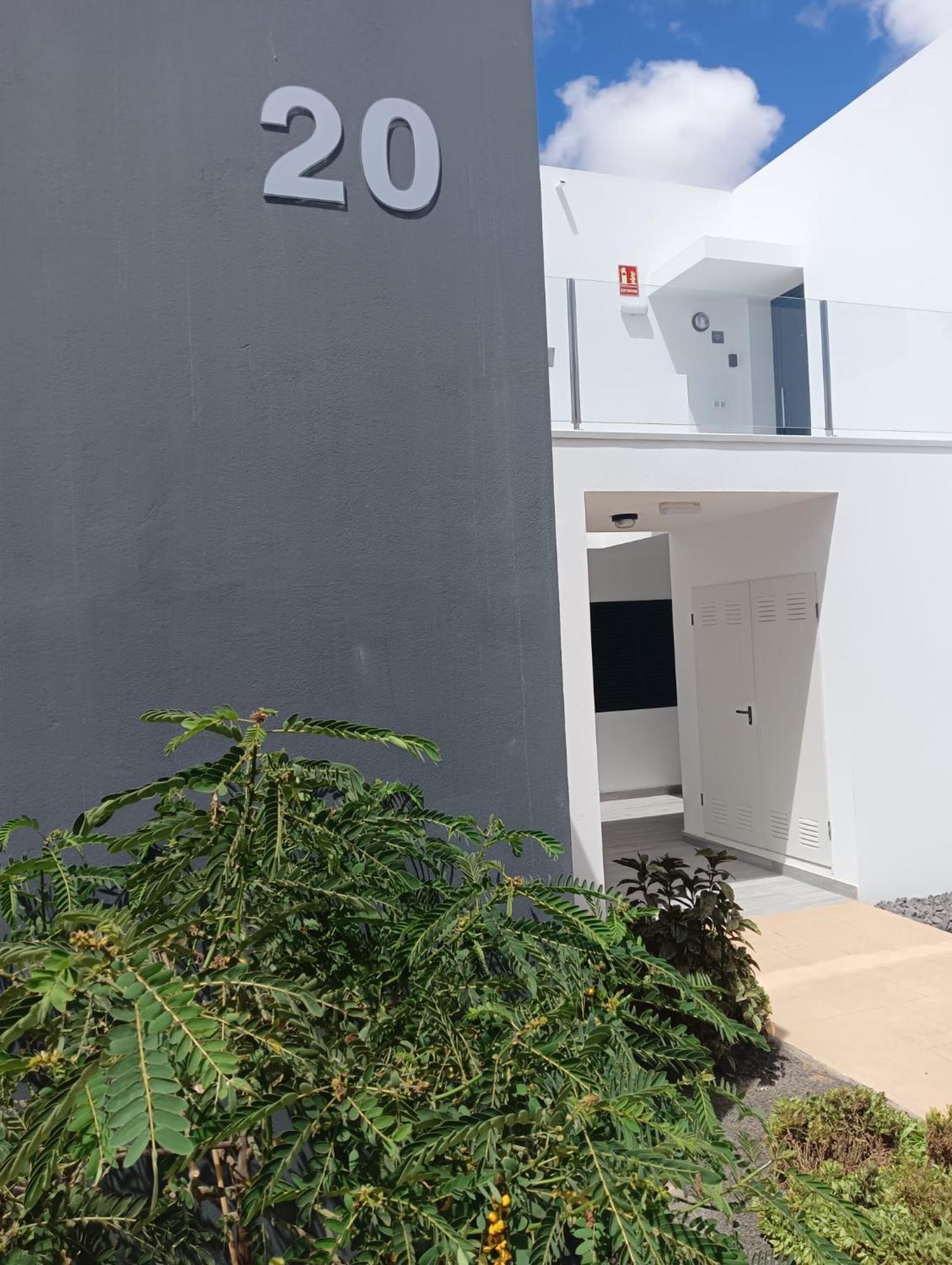 Aulaga Apartment Villaverde  Ngoại thất bức ảnh
