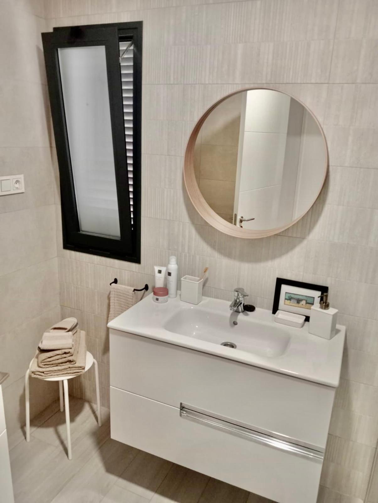 Aulaga Apartment Villaverde  Ngoại thất bức ảnh